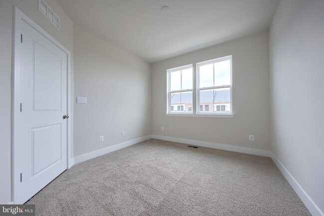 Building Photo - 11323 Hypatia Lp