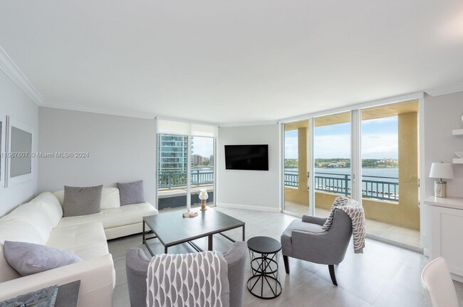 Building Photo - 90 Alton Rd