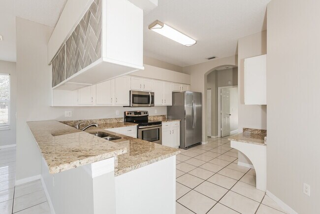 Building Photo - 1223 Alpine Lake Dr