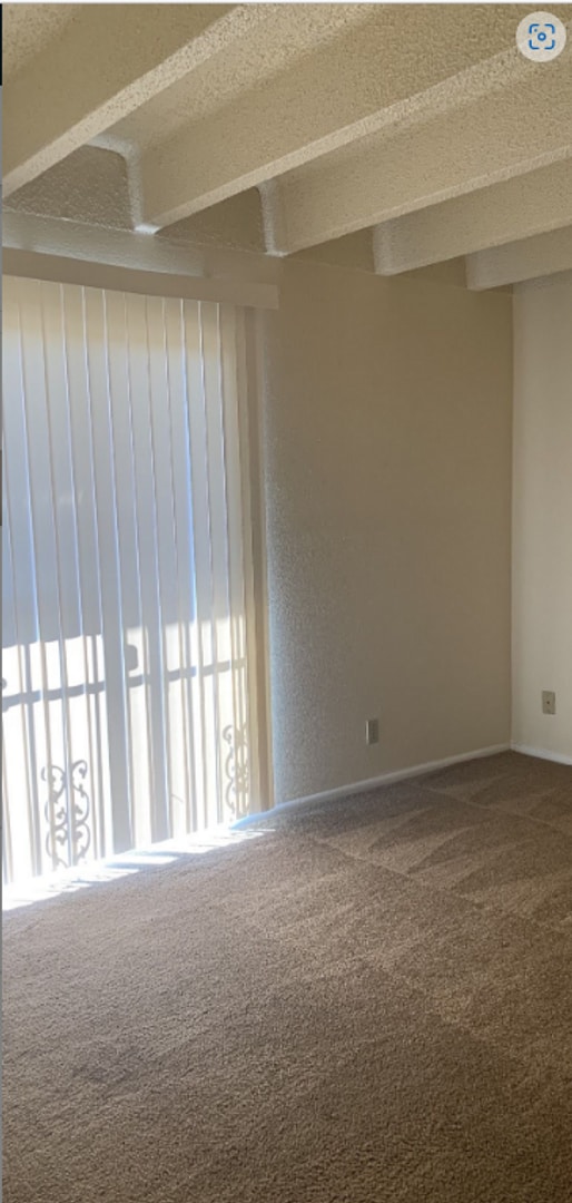 Building Photo - Beautiful 1 Bedroom Condominium!