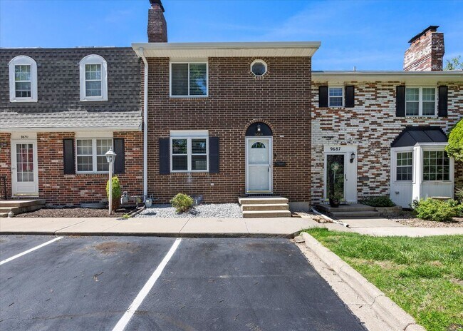 Building Photo - 9689 Wedd Dr