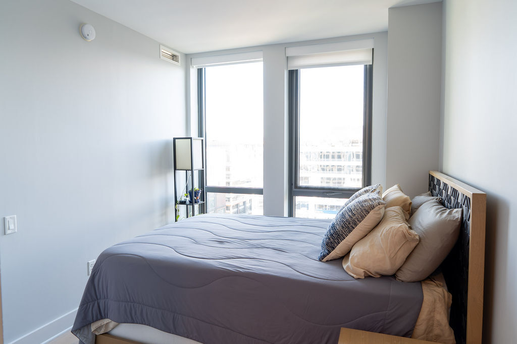 Building Photo - 1211 Van St SE