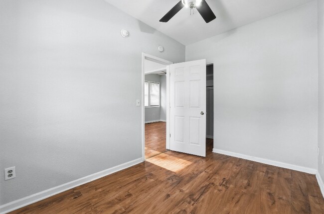 Building Photo - 1625 Sherman Blvd