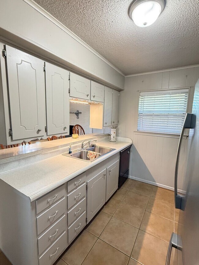 Building Photo - Classic Celina Charm with Vintage Comfort - Spacious 3-Bedroom Home with Large Yard and Covered P...