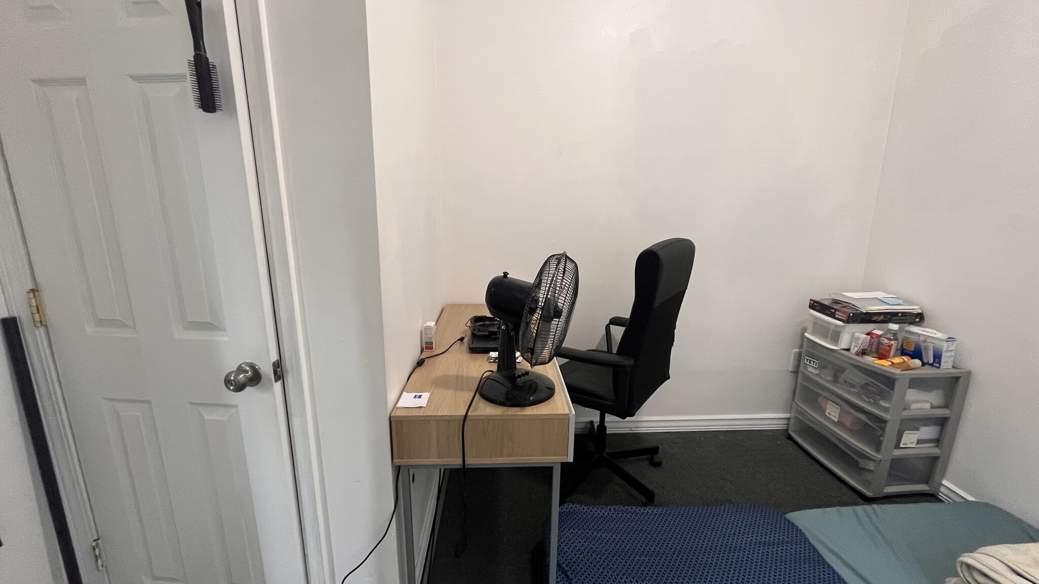 Building Photo - 5807 Hobart St