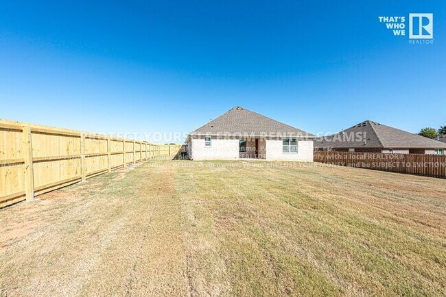 Building Photo - 51 W Pitts St