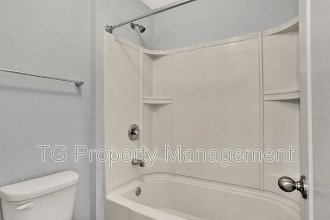 Building Photo - 12436 Jovana Rd