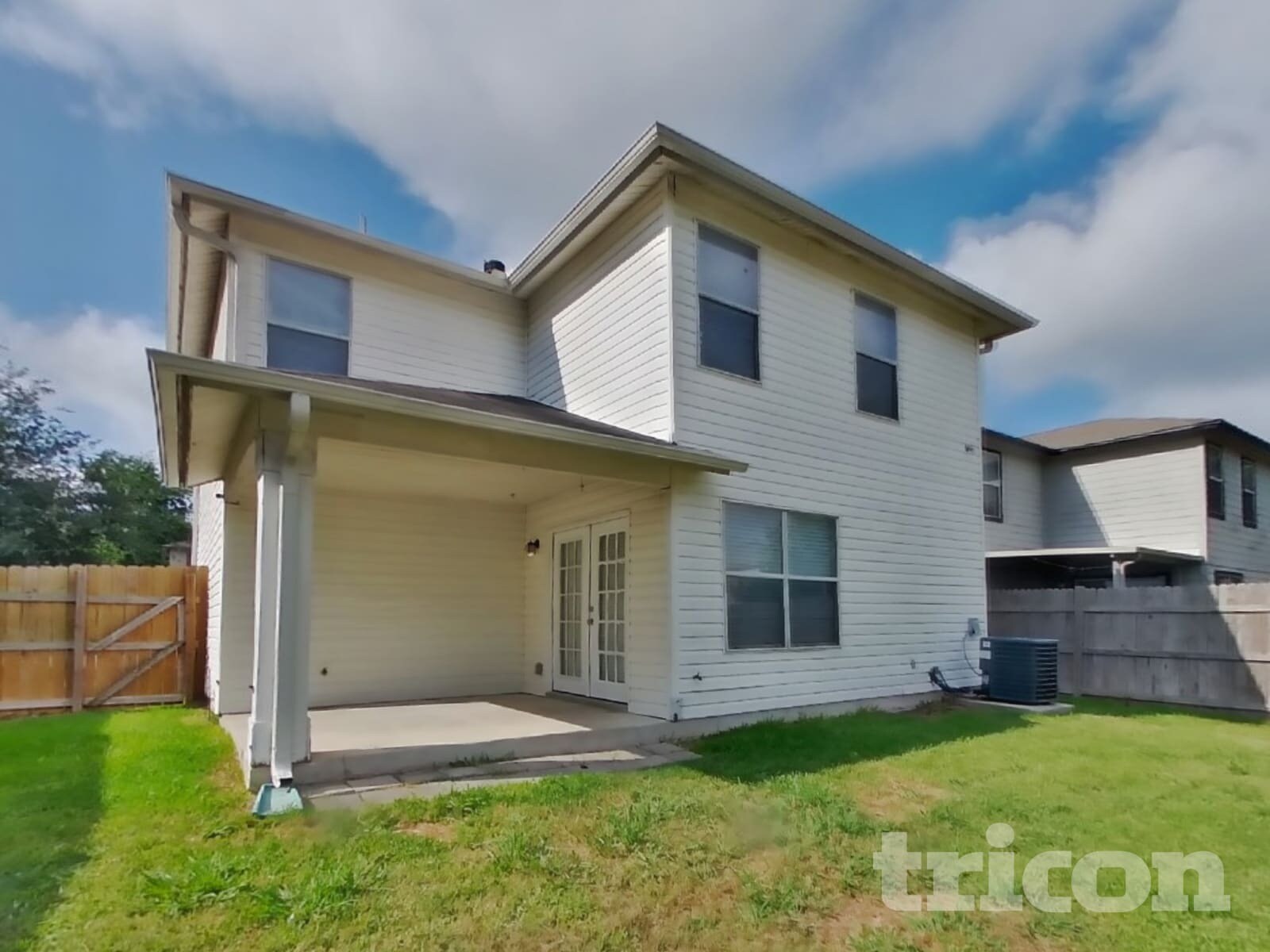 Building Photo - 3839 Cherokee Blvd