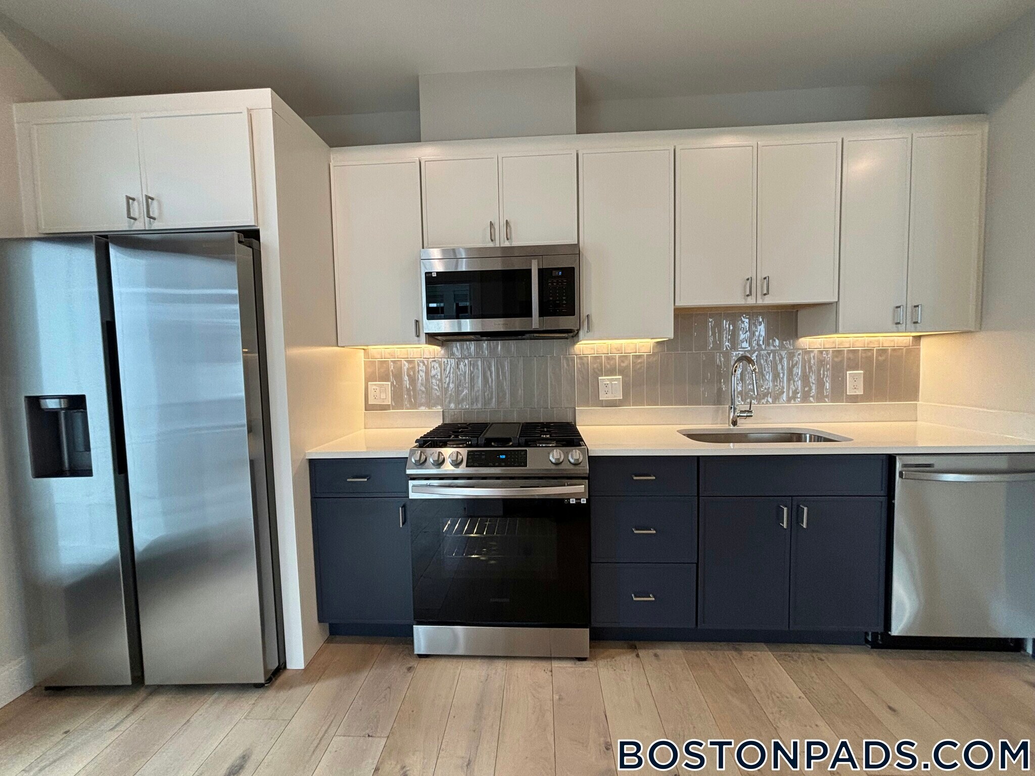 Building Photo - 157 Everett St