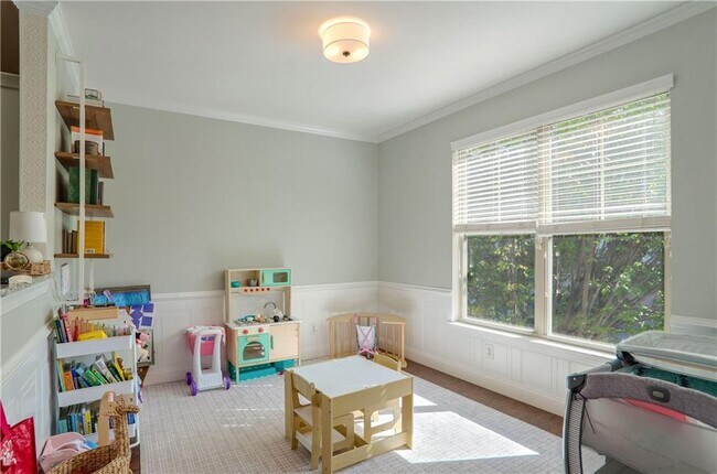 Building Photo - 3216 Creole Ln