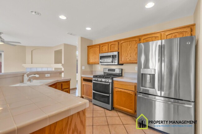 Building Photo - 5-Bedroom Residence Ready for Immediate Move-In