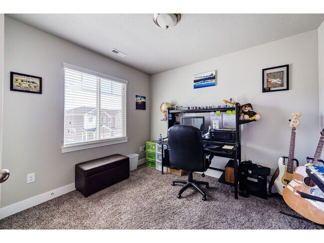 Building Photo - 718 S 1840 W