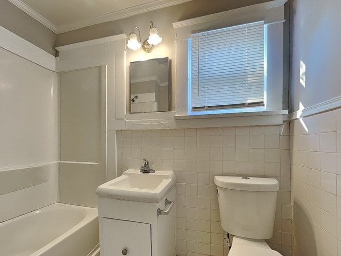 Building Photo - 3029 E Northern Pkwy