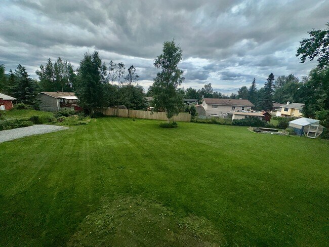 Building Photo - 10840 Delta Cir