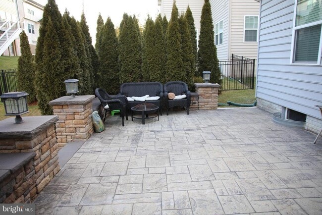 Building Photo - 10431 Windlass Run Rd