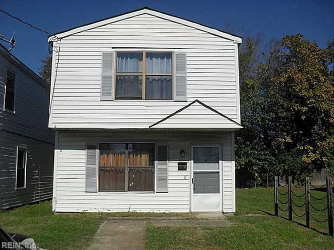 Building Photo - Newly Remodeled