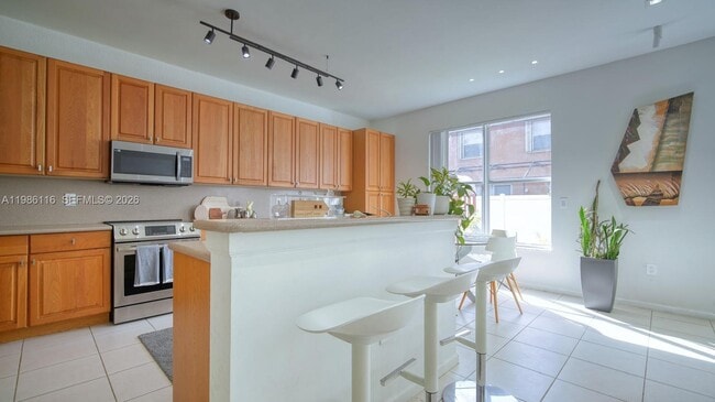 Building Photo - 16388 SW 28th St