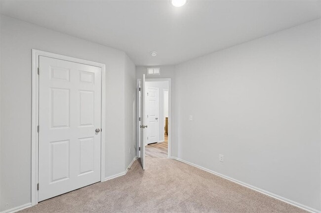 Building Photo - 2213 SE 89th Terrace