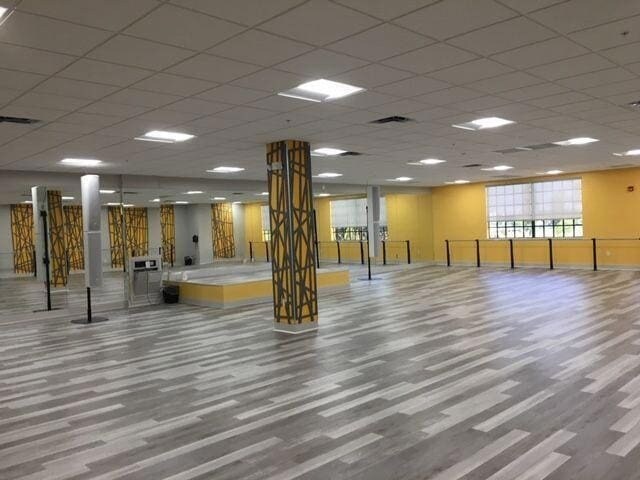 Building Photo - 3080 Cornwall D