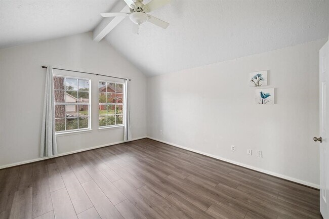 Building Photo - 17023 Enchanted Cir W