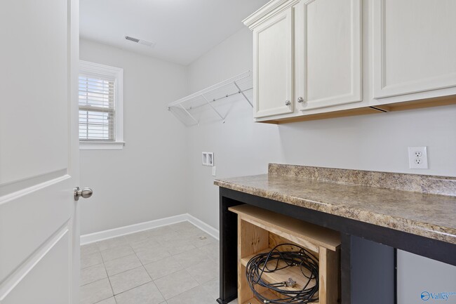 Building Photo - 16183 Evarard Dr NW