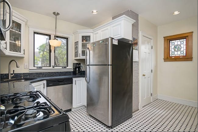 Building Photo - 88 Brush Hill Rd