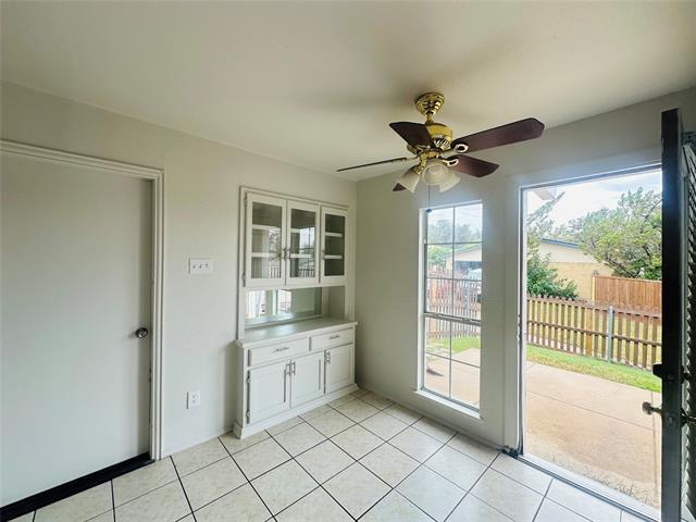 Building Photo - 1814 Woodbury