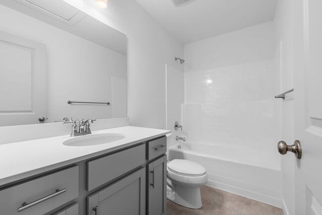 Building Photo - Dry Creek Highlands Towns - 8827