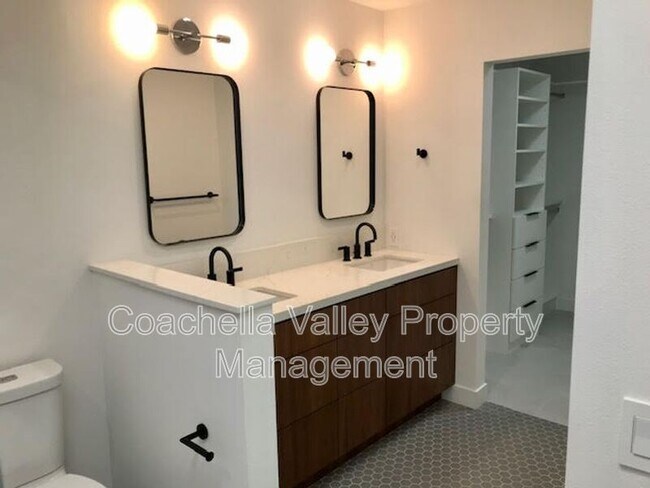 Building Photo - 72730 Mesquite Ct