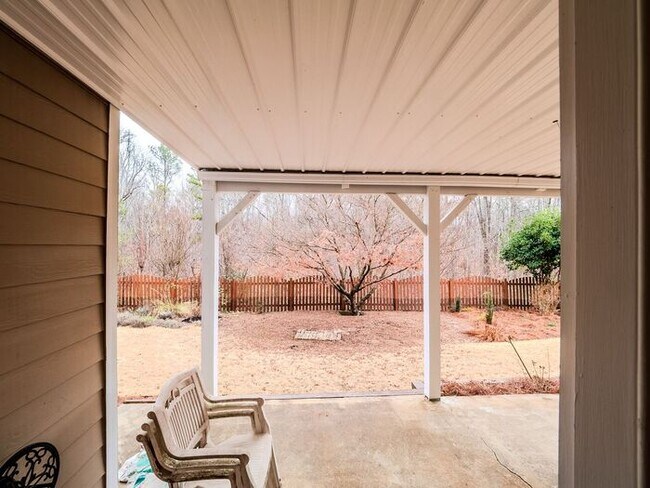 Building Photo - 12872 Waterside Dr