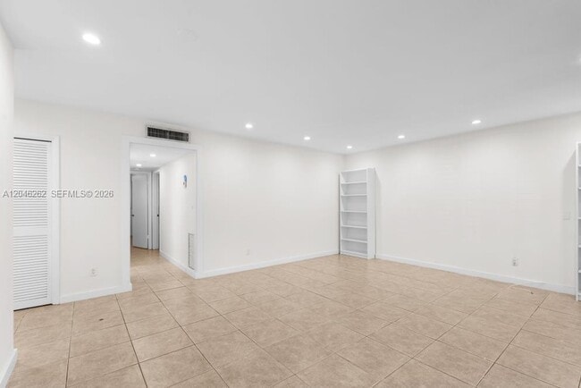 Building Photo - 17244 SW 112th Pl