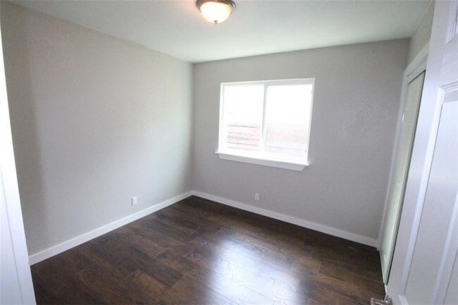 Building Photo - 10702 Lanshire Dr