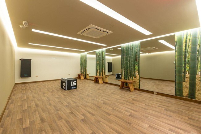 Building Photo - 400 East 57th Street