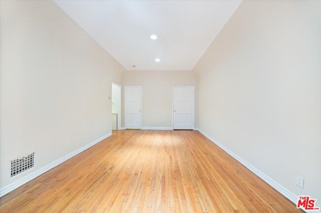 Building Photo - 6217 Orange St