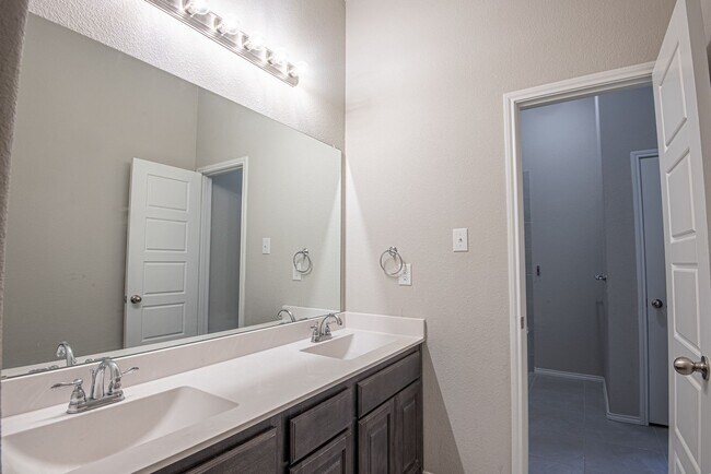 Building Photo - COMING SOON!  Beautiful Brick Home in The ...