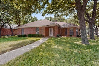 Building Photo - 7517 Crosstimbers Ln