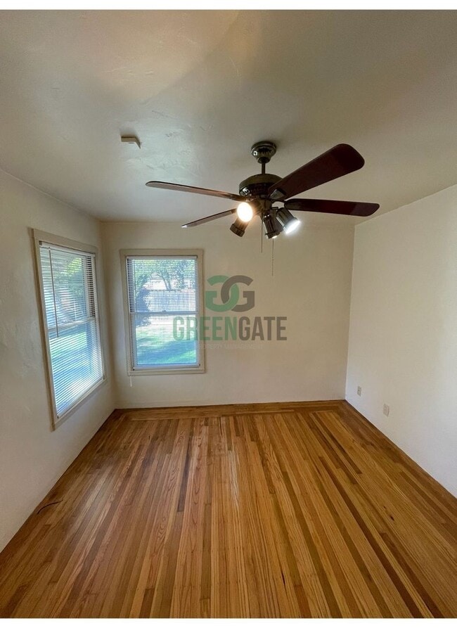 Building Photo - Reduced Rent -3 BEDROOM 1 BATH HOME IN MODESTO!!