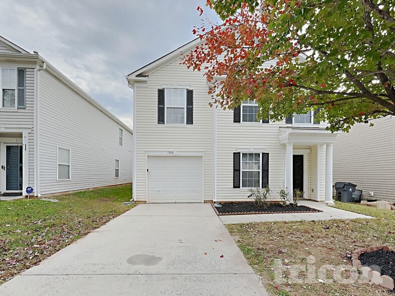 Building Photo - 7242 Fox Point Dr