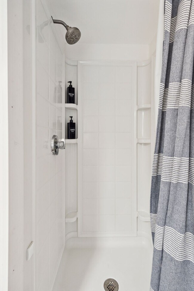 Building Photo - 61 Ocean Blvd