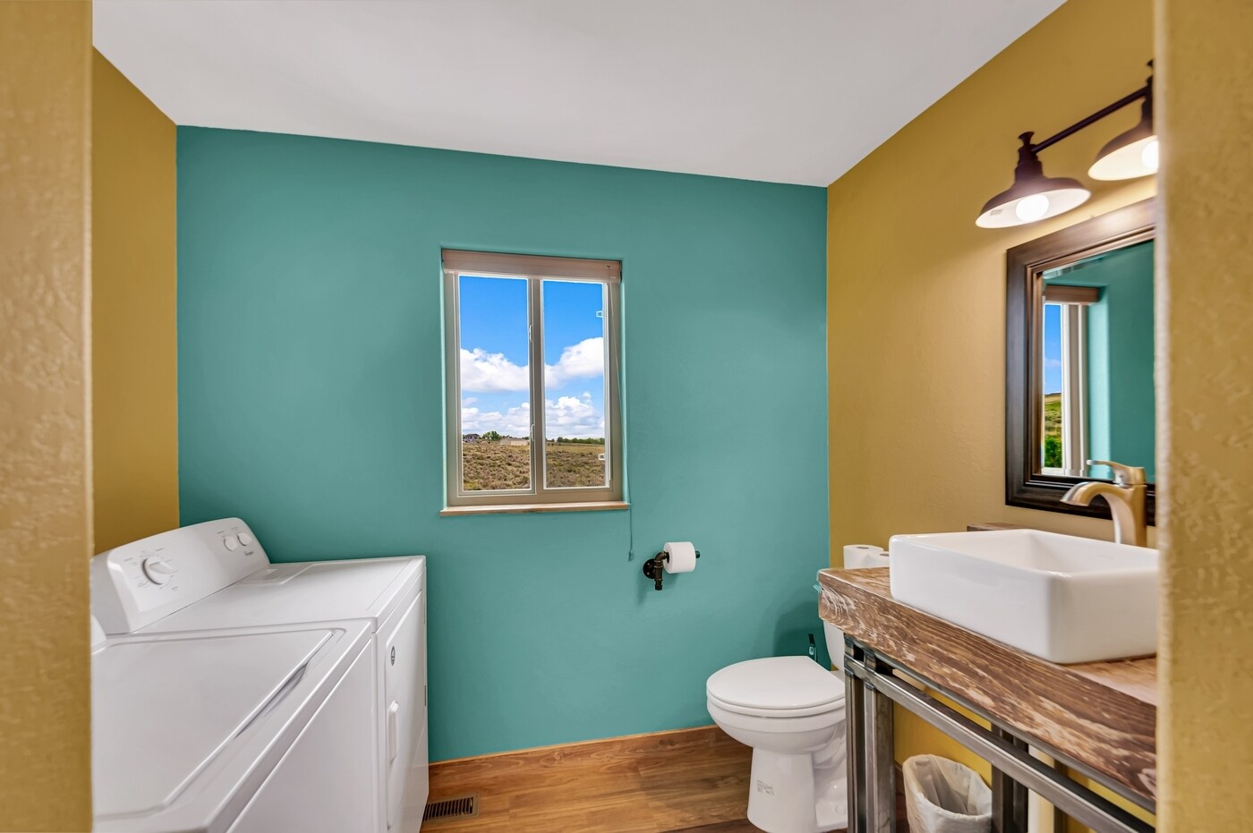 Building Photo - 13391 Sunny Slope Rd