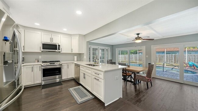 Building Photo - 3507 Pinecrest St