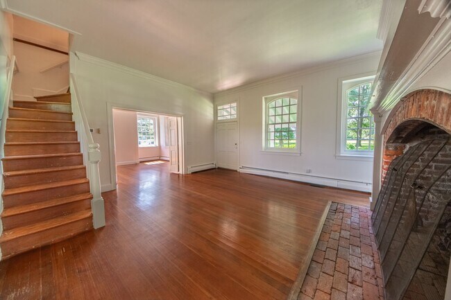Building Photo - UNIQUE OFFERING-HISTORIC CAPE COD ON URBAN...