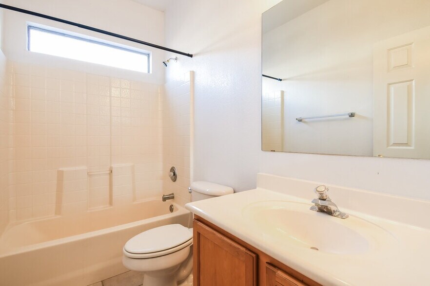 Building Photo - 6343 S Nash Way