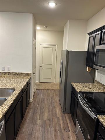 Building Photo - 825 Cedar Elm Dr