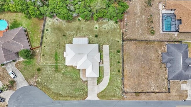 Building Photo - 10372 SW 41st Ct