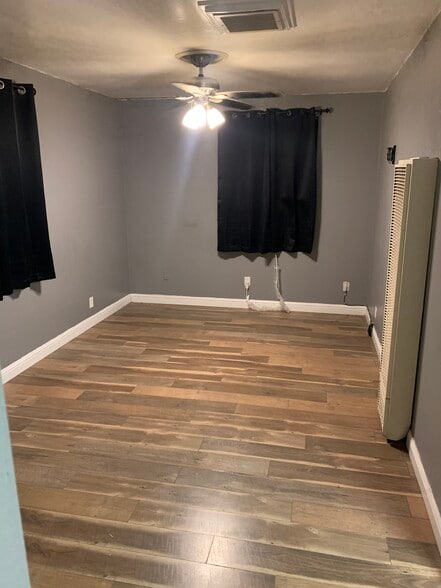 Building Photo - 1255 Sierra St