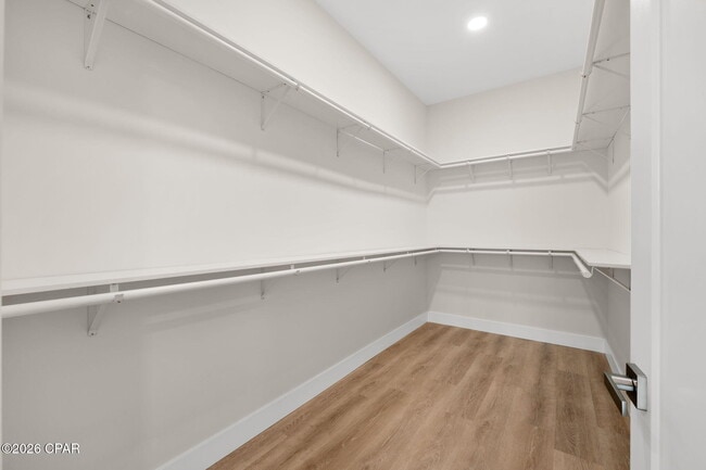 Building Photo - 114 Lake Merial Trail