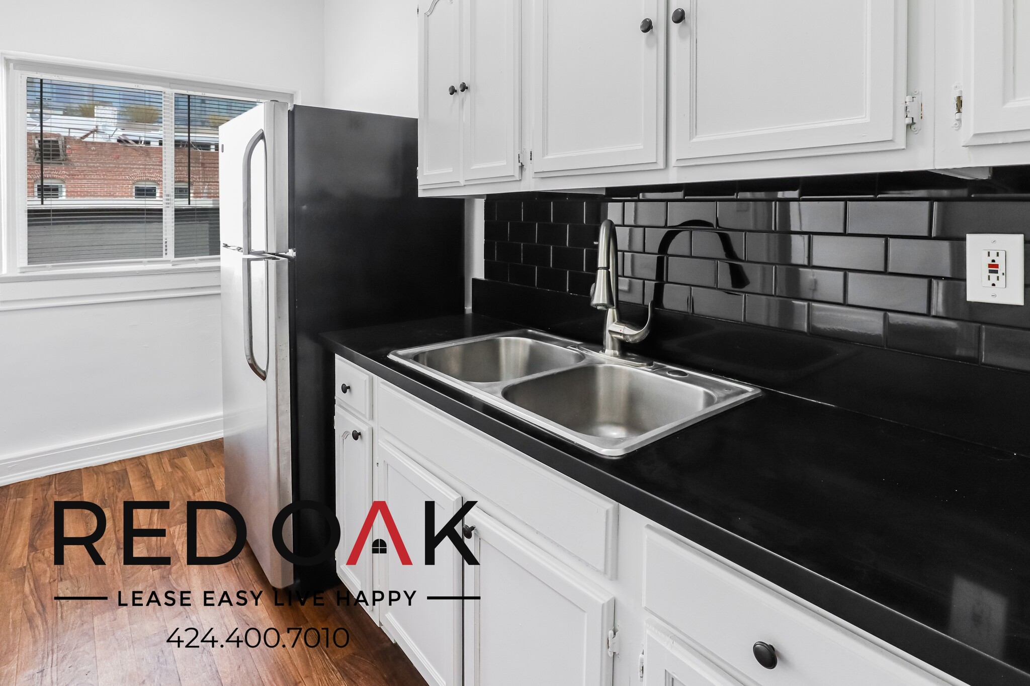 Building Photo - 687 Shatto Pl