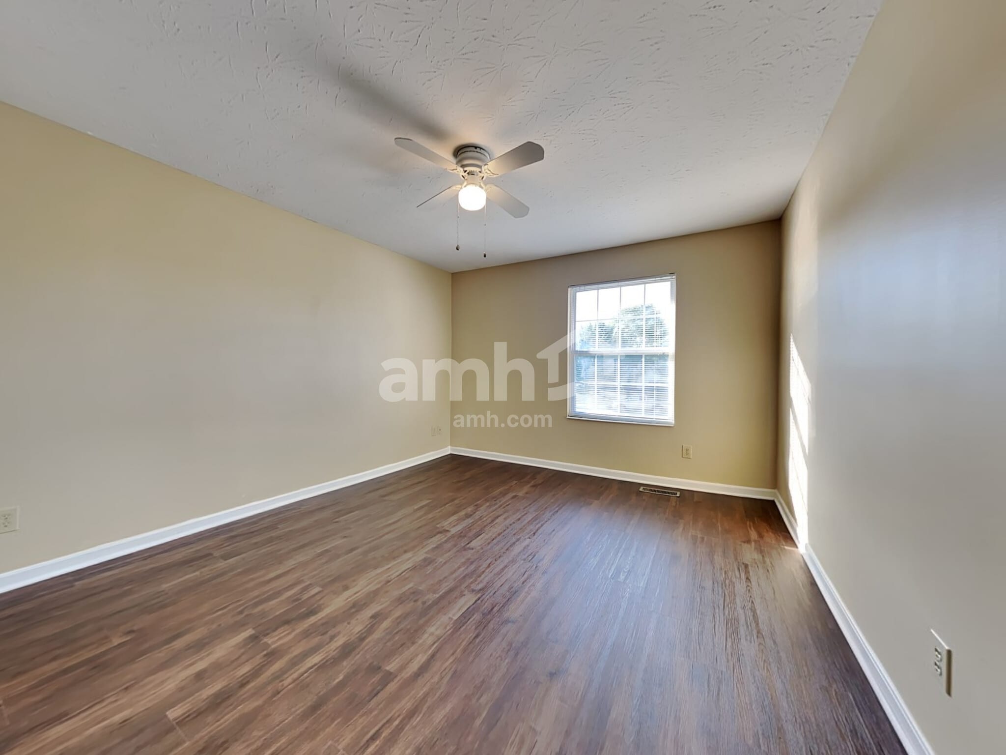 Building Photo - 15 Churchill Manor Ct