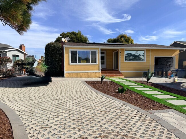 Building Photo - 112 Arroyo Dr